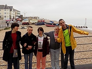 Diagrama Foundation: Cabrini House residents enjoys a day trip to the beach during their holiday to Butlins.
